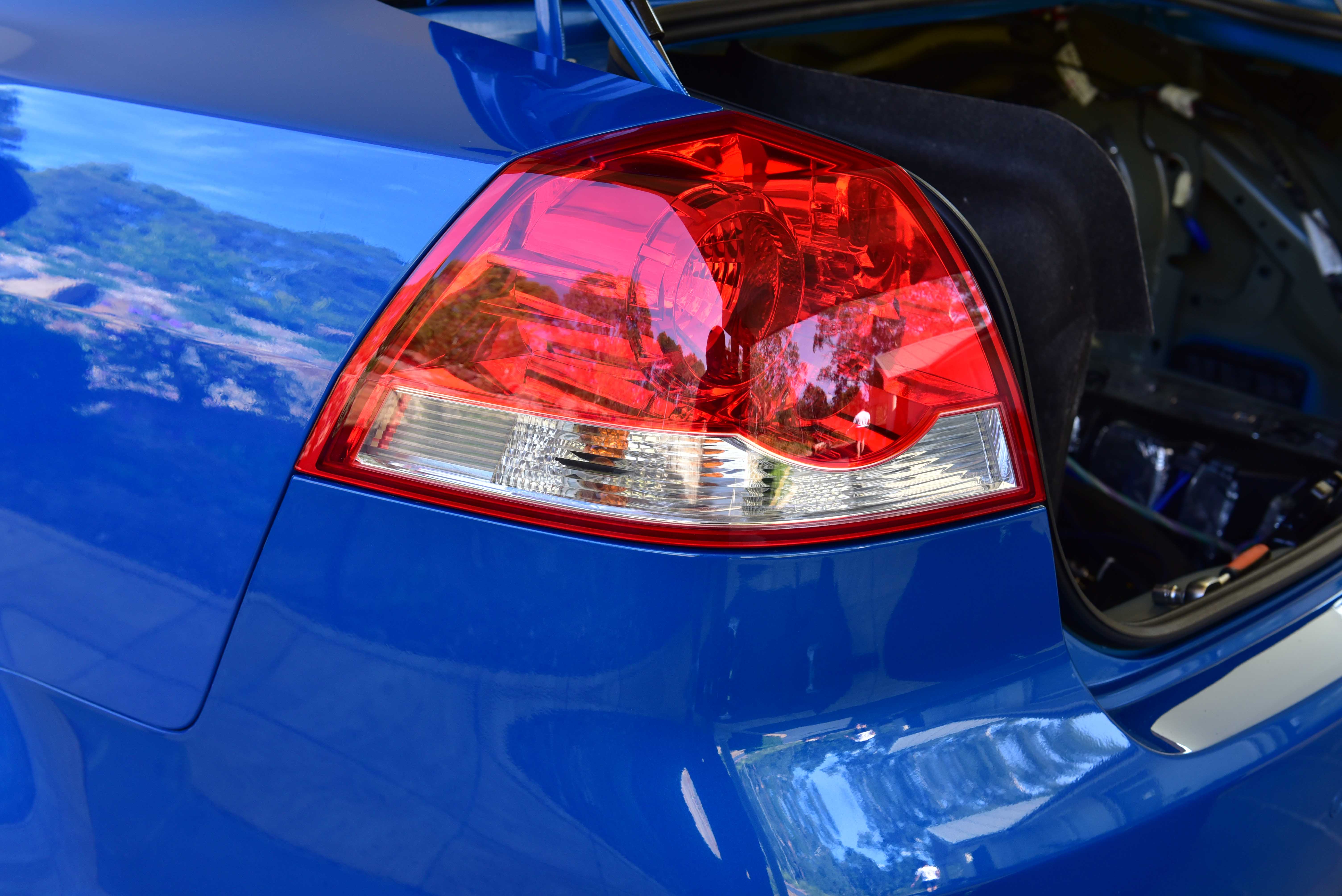 Read more about the article Changing Tail Lights and Globes