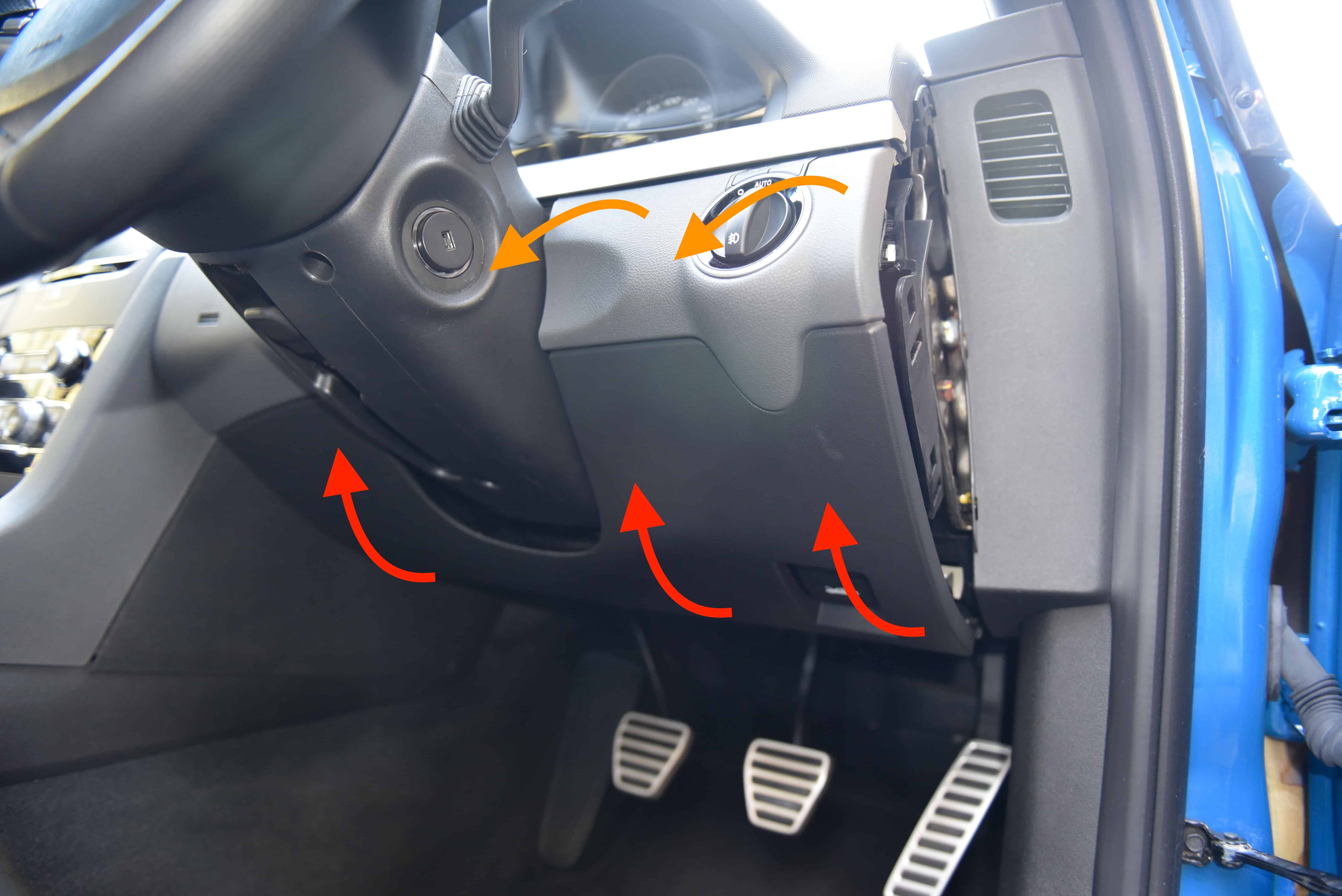 Read more about the article Lower Dash Trim Removal