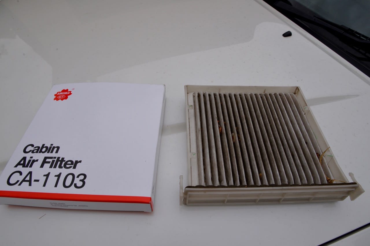 Read more about the article LandCruiser Prado Cabin Filter Replacement