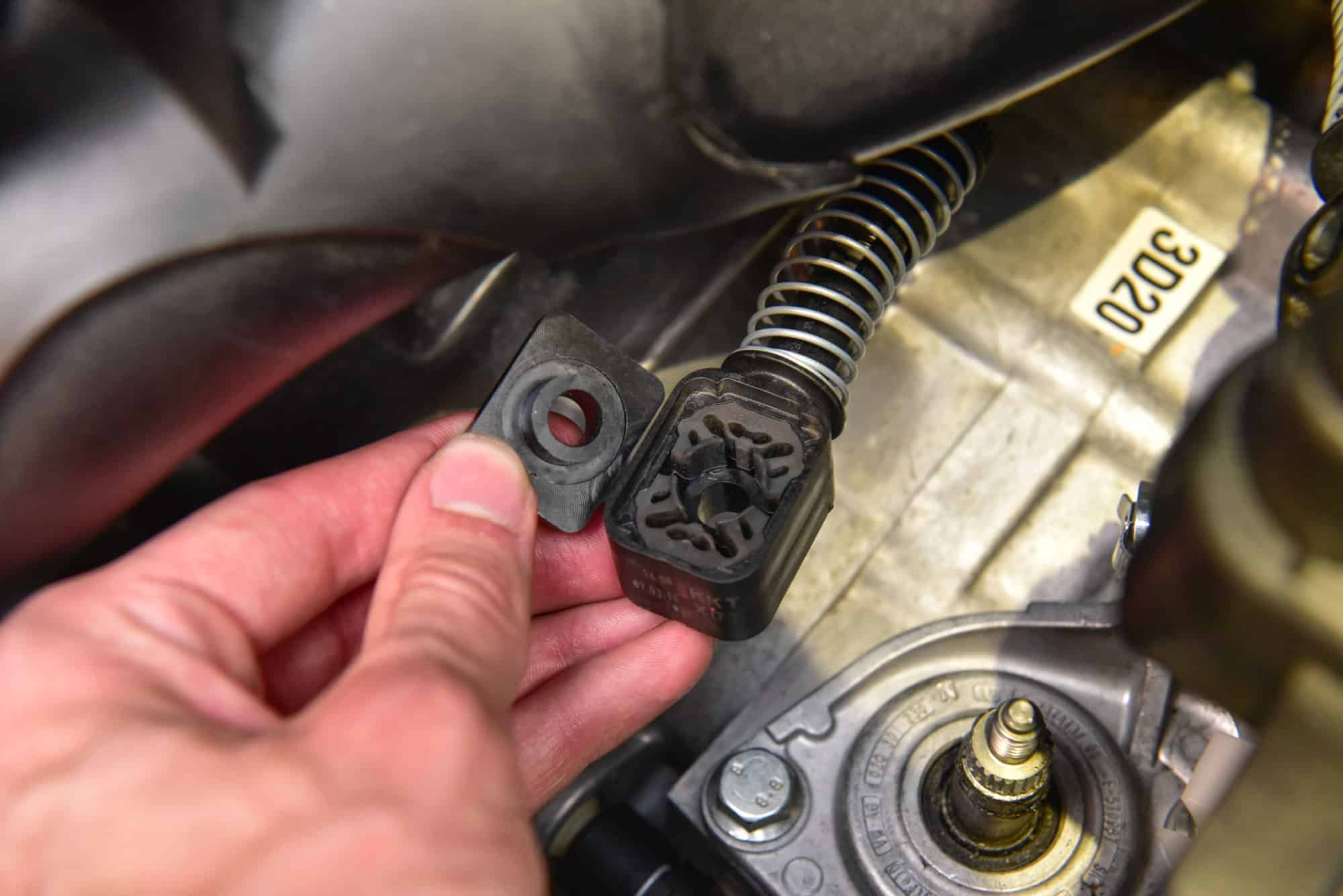 Short Shifter Installation Volkswagen MK7 Golf AutoInstruct