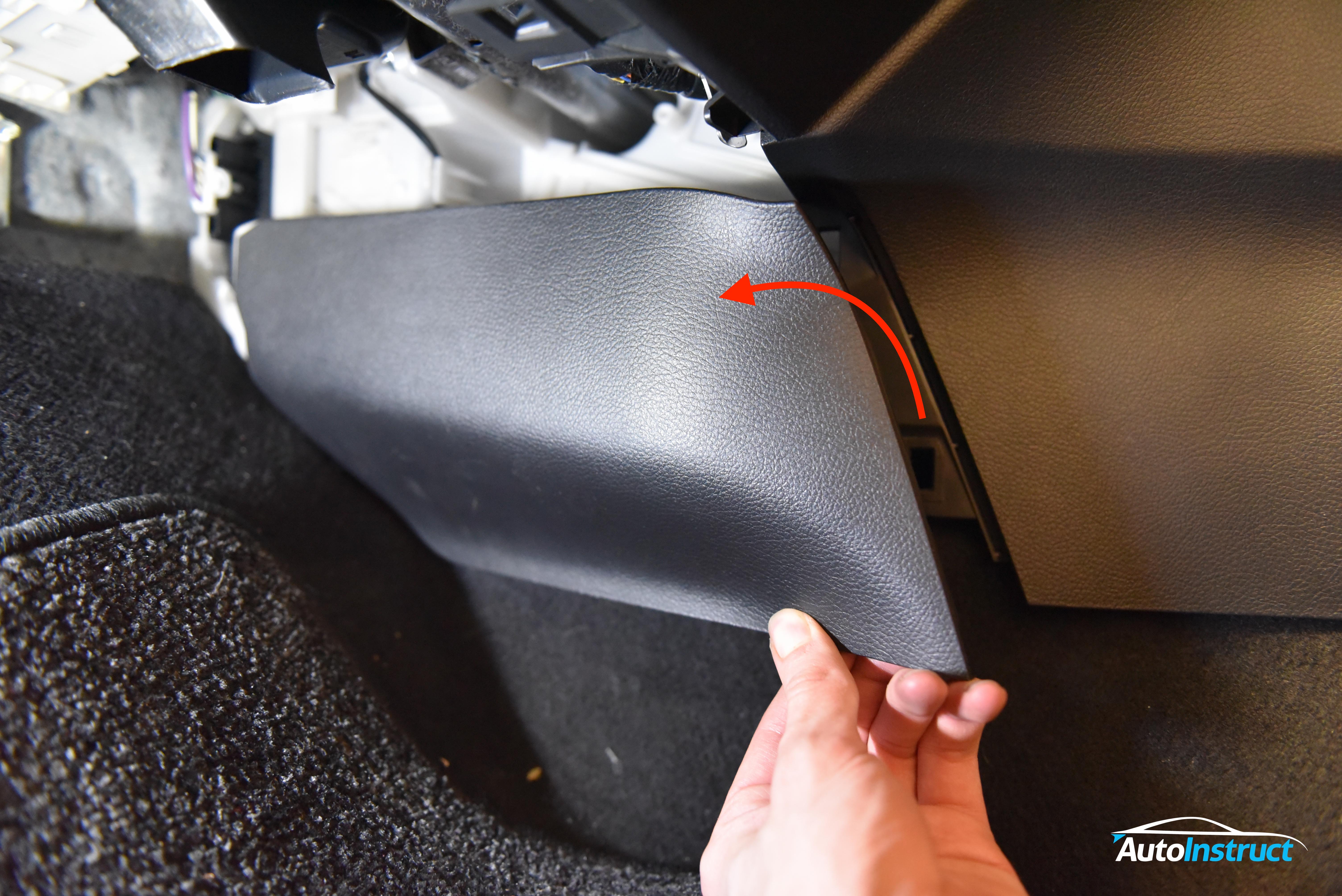 Read more about the article Mazda 3 (BL) Cabin Filter Change