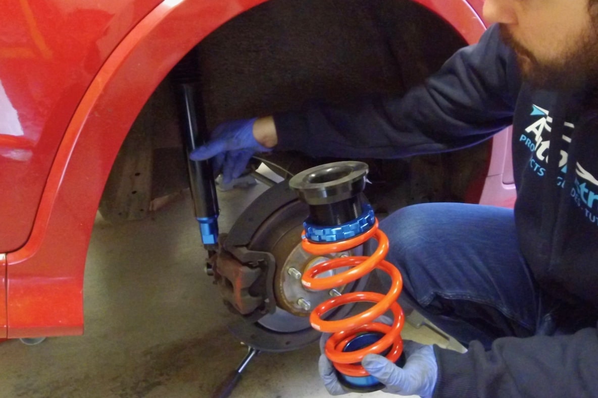 Read more about the article Honda Civic (FN) Suspension Install