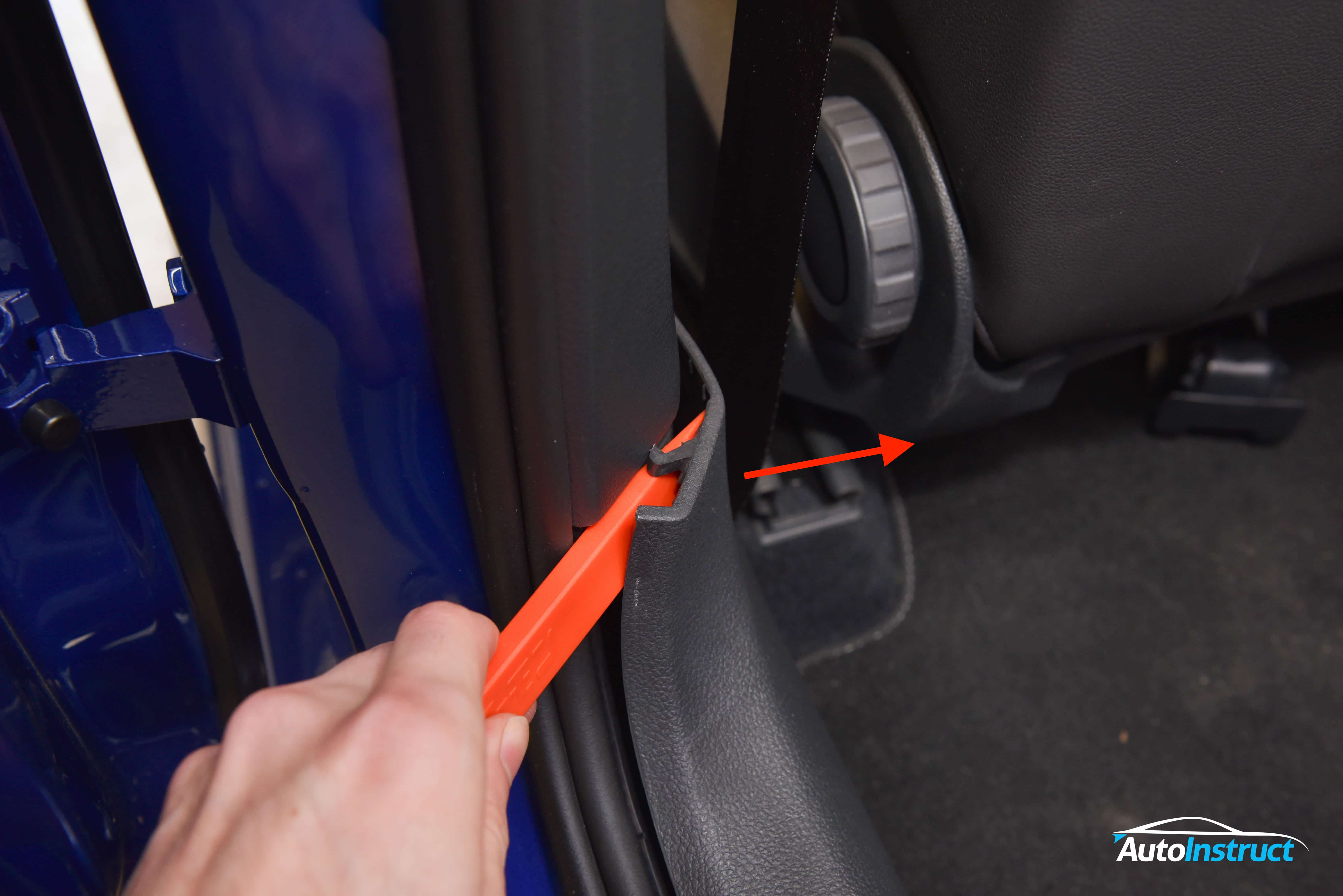 Read more about the article MK7 Golf Sill Panel Trim Removal