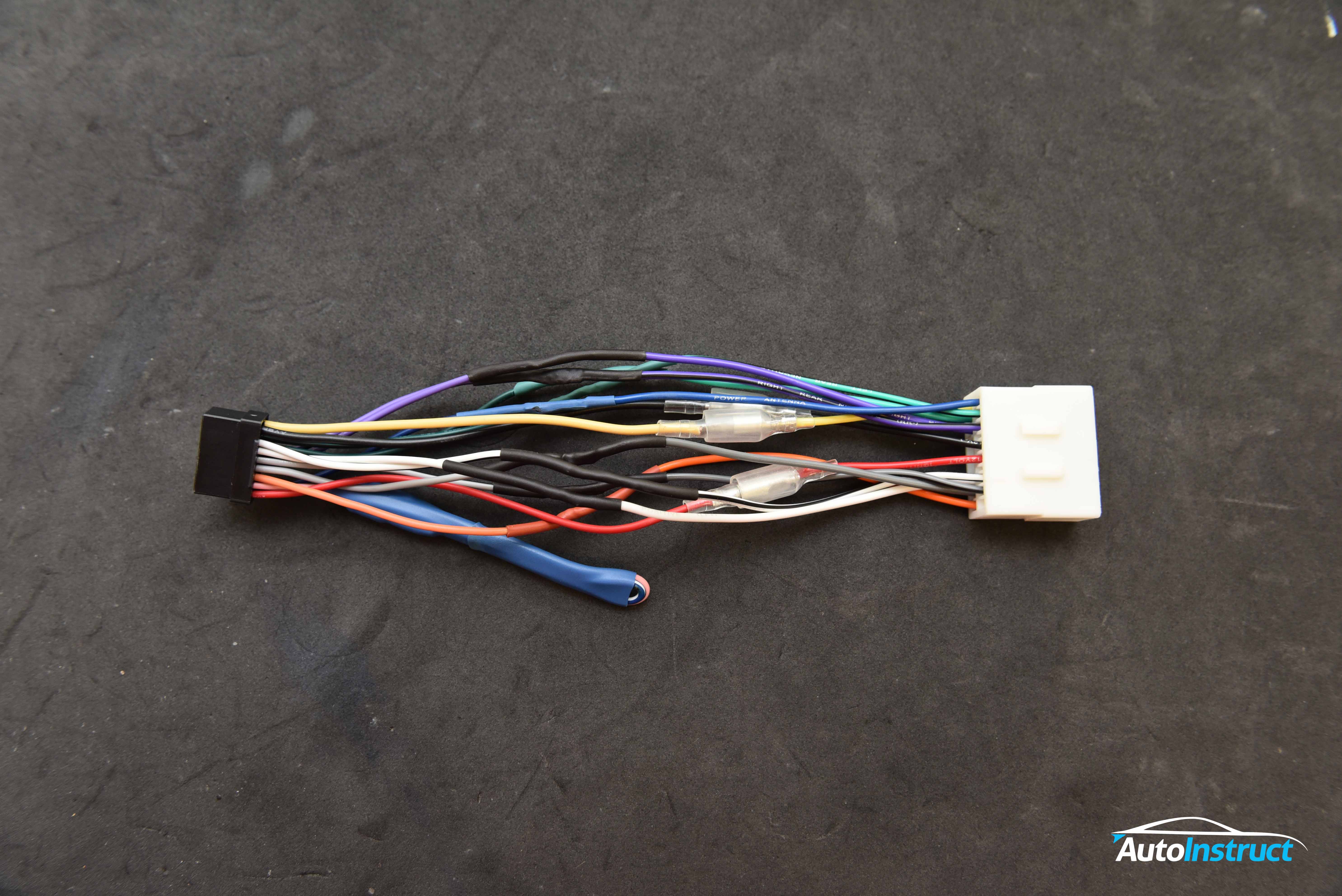 Read more about the article Soldering a Headunit Harness